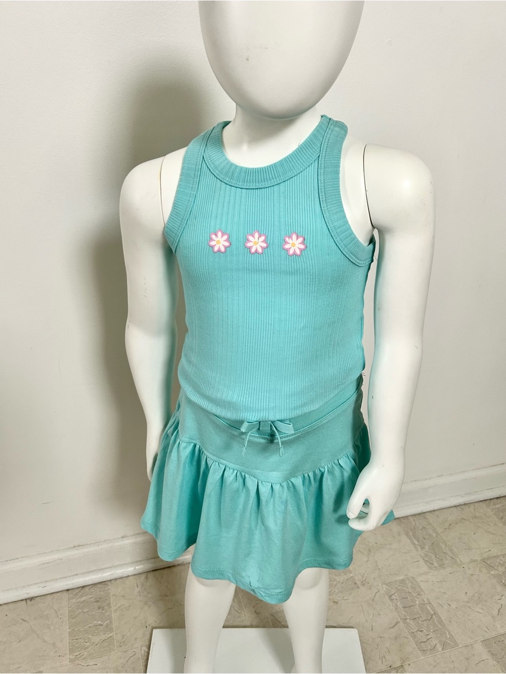The Children’s Place Girls Aqua Sleeveless Daisy Tank and Skort